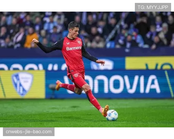 实时:勒沃库森对阵柏林联,格里马尔多直接任意球破门 实时:勒沃库森对阵柏林联,格里马尔多直接任意球破门